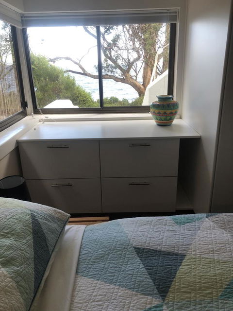 Beachside Taroona With Spa - Darwin Holiday 1