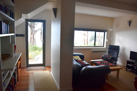 Beachside Taroona With Spa - Darwin Holiday 7