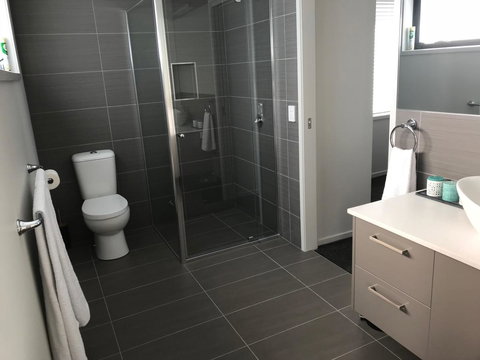 Self Contained Beach View Apartment - Darwin Holiday 10