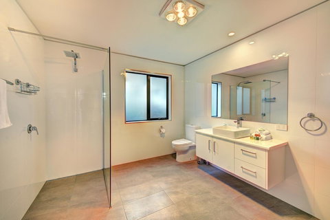 Dock Of The Bay - Darwin Holiday 8