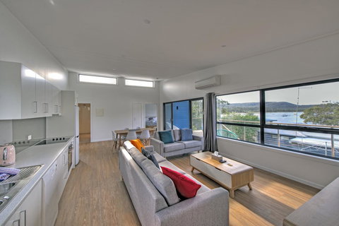 Dock Of The Bay - Darwin Holiday 7