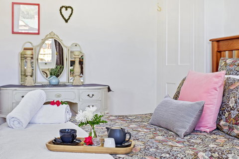 Cygnet Old Bank - Darwin Holiday 9