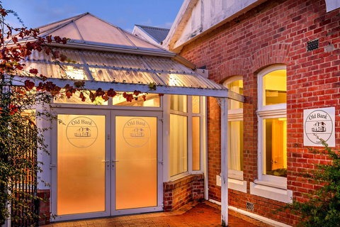 Cygnet Old Bank - Darwin Holiday 28