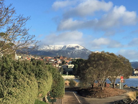 Moonrise View Apartment - Darwin Holiday 16