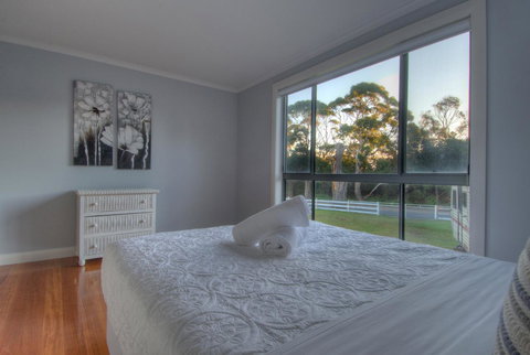 Muirs Beach Retreat - Darwin Holiday 3