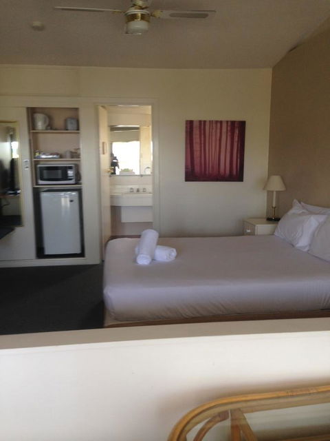 Abel Tasman Airport Motor Inn - Darwin Holiday 8