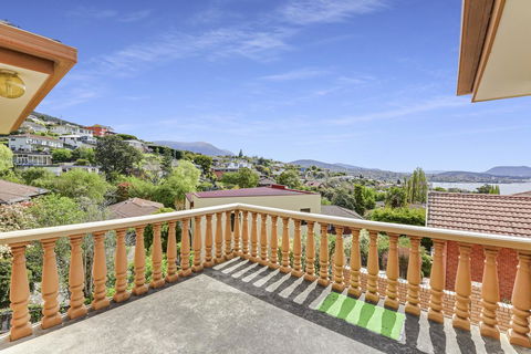 Vintage Cuddle Guest House - Darwin Holiday 18