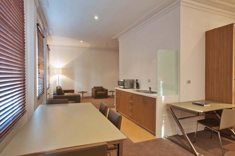 Ikon Hotel - Darwin Holiday 22