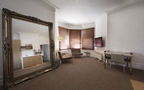 Ikon Hotel - Darwin Holiday 12