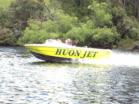 Bellerive Marina View Apartments No 28 - Darwin Holiday 30