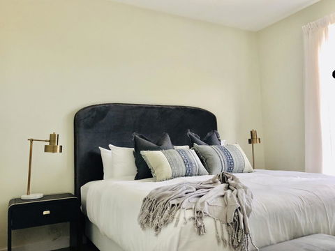 EMBRACING EVANDALE - Hosted By L'Abode Accommodation - Darwin Holiday 14