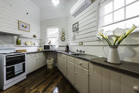 Touchwood Cottages - Darwin Holiday 12