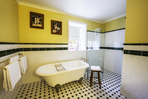 Touchwood Cottages - Darwin Holiday 10