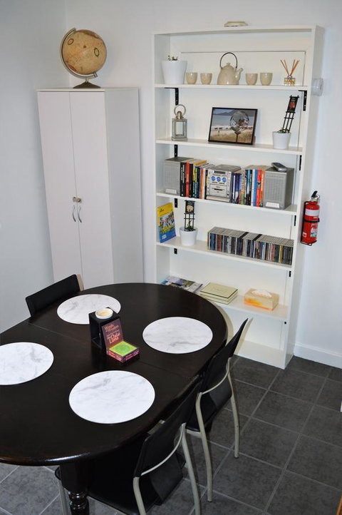 Lyttleton Cottage - Darwin Holiday 12