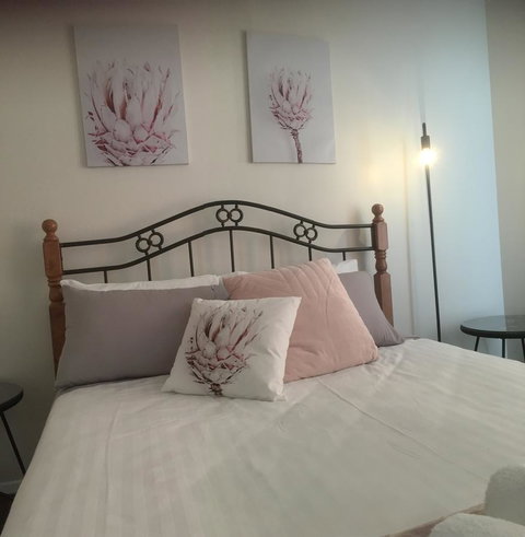 3ree- Spacious & Charming Apartment - Darwin Holiday 3