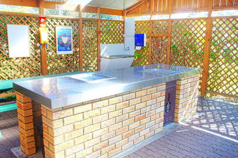 Strahan Beach Tourist Park - Darwin Holiday 6