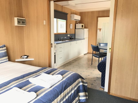 Strahan Beach Tourist Park - Darwin Holiday 3