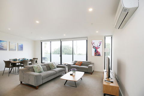 Ellia Doncaster Apartment - Darwin Holiday 0