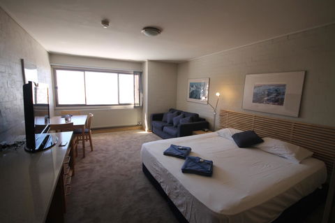 Arlberg Hotham - Darwin Holiday 9