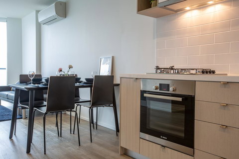 Brand New One/Two - Bed Room Apartment @ Maribyrnong - Darwin Holiday 17