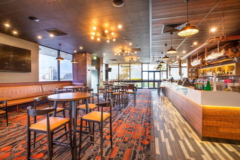 Nightcap At Sandringham Hotel - Darwin Holiday 10