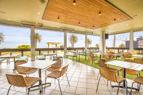 Nightcap At Sandringham Hotel - Darwin Holiday 6