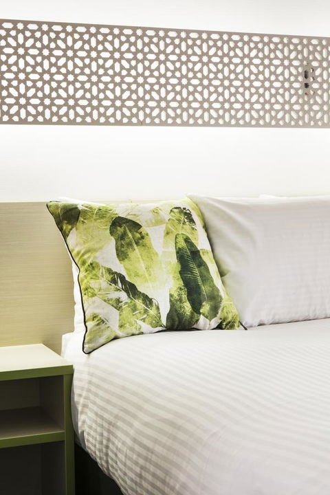 Nightcap At Sandringham Hotel - Darwin Holiday 12