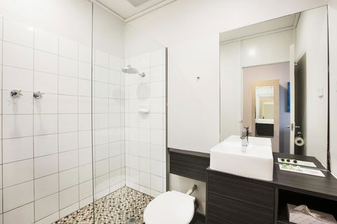 Nightcap At Sandringham Hotel - Darwin Holiday 19