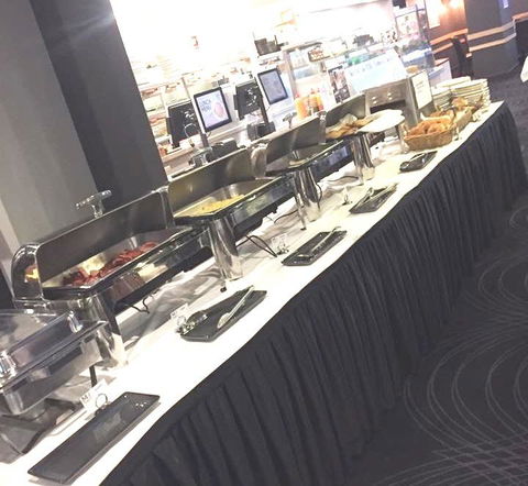 Mornington Hotel - Darwin Holiday 18