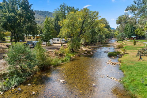 Bright Riverside Holiday Park - Darwin Holiday 12