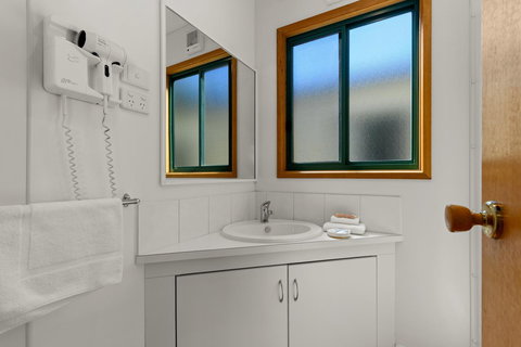 Bright Riverside Holiday Park - Darwin Holiday 44