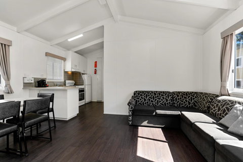 Bright Riverside Holiday Park - Darwin Holiday 6