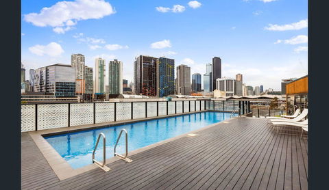 2Bedroom Apartment With Views In Docklands Next To CBD & Marvel Stadium - Darwin Holiday 16