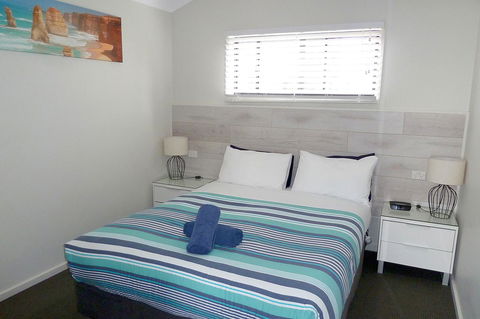 Apollo Bay Waterfront Motor Inn - Darwin Holiday 6