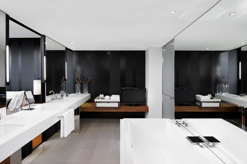 Crown Metropol Melbourne - Darwin Holiday 7