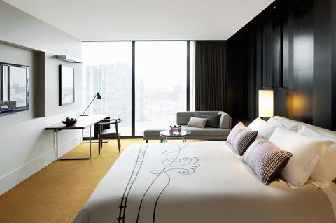 Crown Metropol Melbourne - Darwin Holiday 3