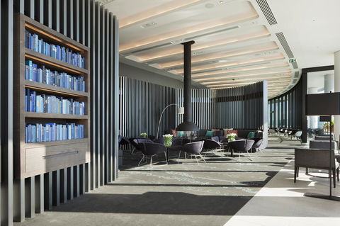 Crown Metropol Melbourne - Darwin Holiday 17