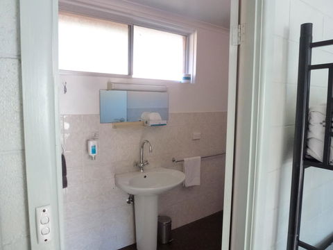 The Grampians Motel - Darwin Holiday 36