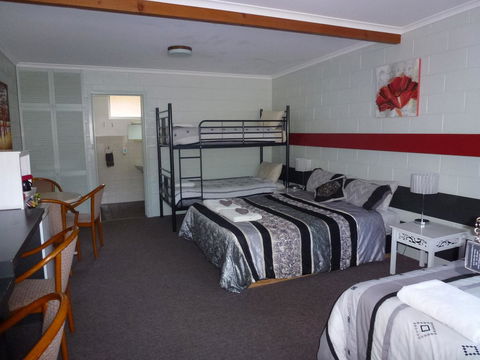 The Grampians Motel - Darwin Holiday 35