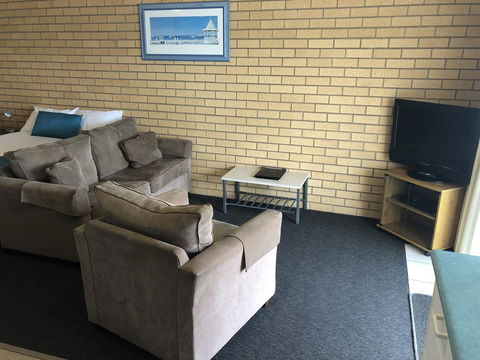 Port Campbell Parkview Motel & Apartments - Darwin Holiday 9