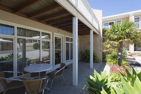 Port Campbell Parkview Motel & Apartments - Darwin Holiday 35