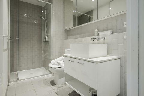 Mono Apartments On Franklin Street - Darwin Holiday 15