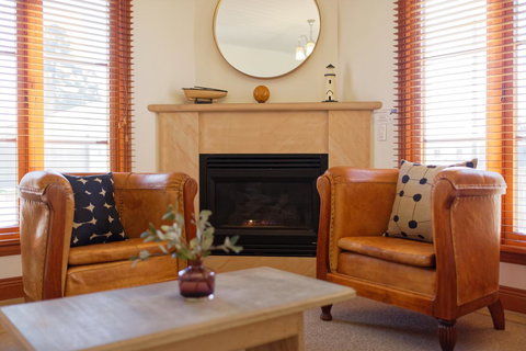 54 On Bank - Darwin Holiday 16