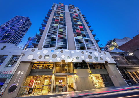 Brady Hotels Central Melbourne - Darwin Holiday 26