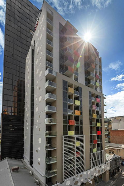 Brady Hotels Central Melbourne - Darwin Holiday 43