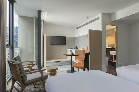 Brady Hotels Central Melbourne - Darwin Holiday 2