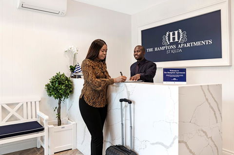 The Hamptons Apartments - St Kilda - Darwin Holiday 1