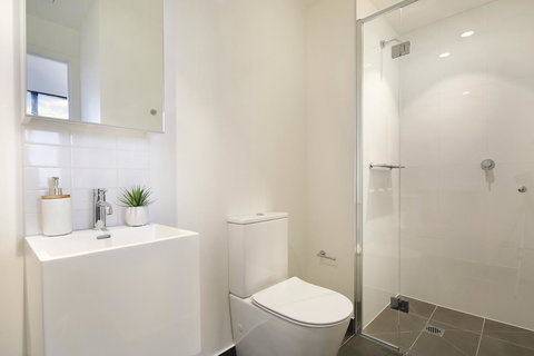 Experience Platinum Hotel Apartments - Darwin Holiday 27