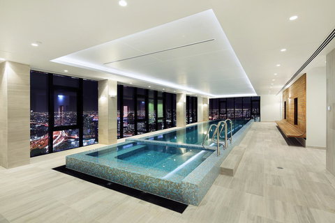 Experience Platinum Hotel Apartments - Darwin Holiday 26