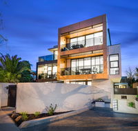 Manhattan Apartments - Caulfield North - Darwin Holiday
